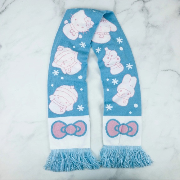 Sanrio Hello Kitty and Friends Crate Winter 2018 Subscription Box - Picture 8 of 11